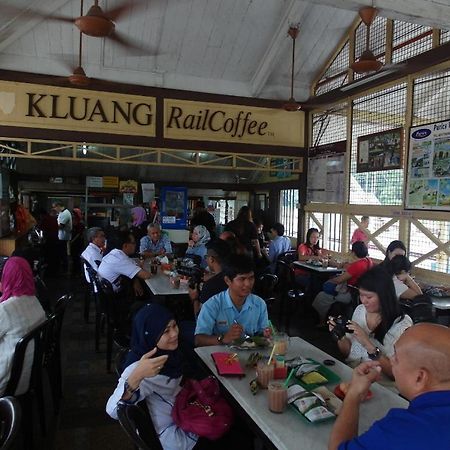 Kluang Barat Homestay Екстер'єр фото